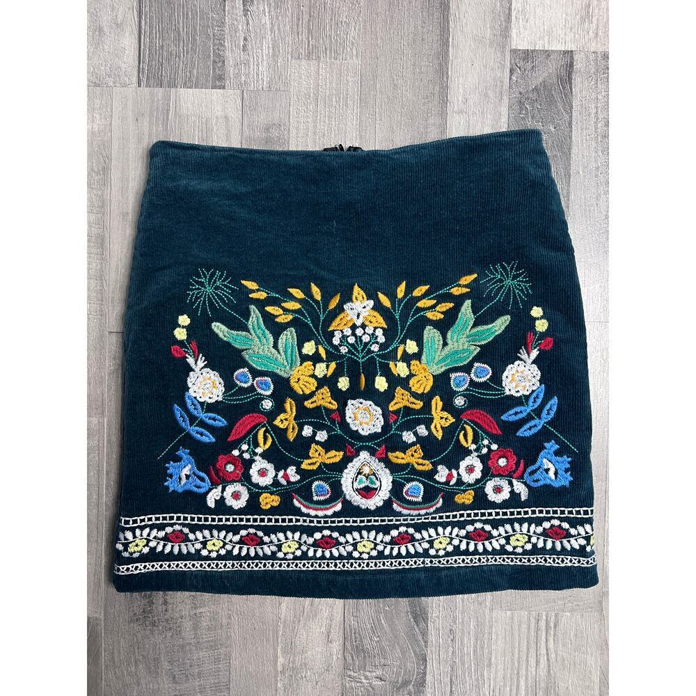 Simplee Corduroy Mini Skirt Women L  Embroidered Floral Boho Cottagecore Green